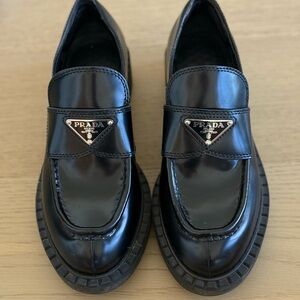 Prada leather logo loafers black size 38